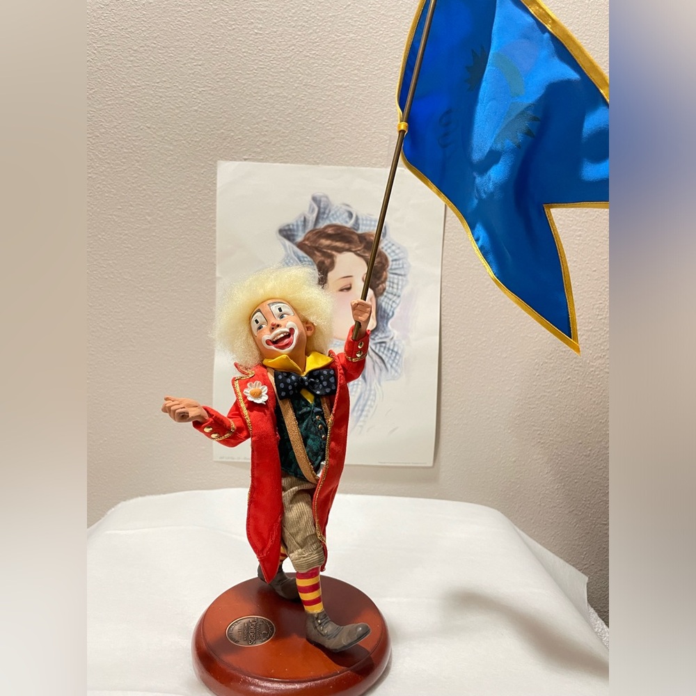 The Blackshear’s Innocent Wonders Collections Waggletag. Hallmark/1433